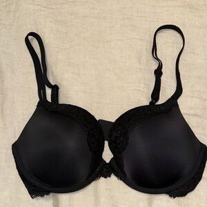 Black Lace-Trim T-Shirt Bra - Women Intimates & Sleepwear